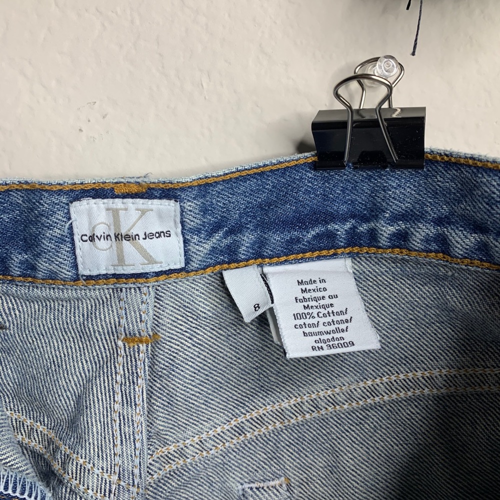 Distressed shorts - Picture 6 of 6